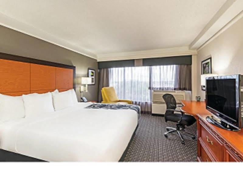 La Quinta By Wyndham New Orleans Airport Kenner Exterior foto